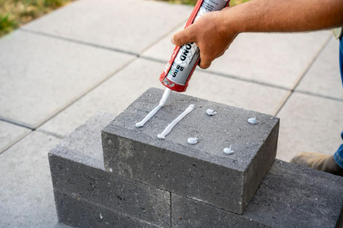 Stone fixing adhesive solution